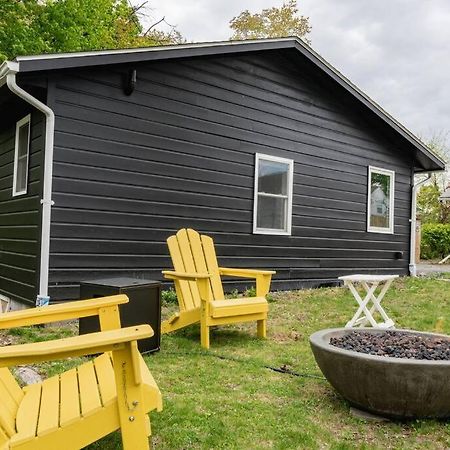 Campfire Cottage Fireplace, Fire Pit & No Chores! 킹스턴 외부 사진